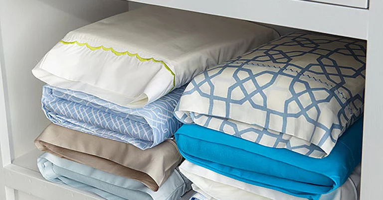 N43PILLOWCOVER01